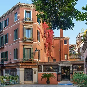 3* Hotel La Fenice Et Des Artistes