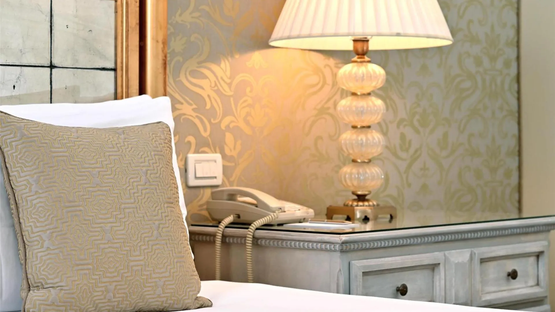 ***** Hotel San Clemente Palace Kempinski Venice Italy