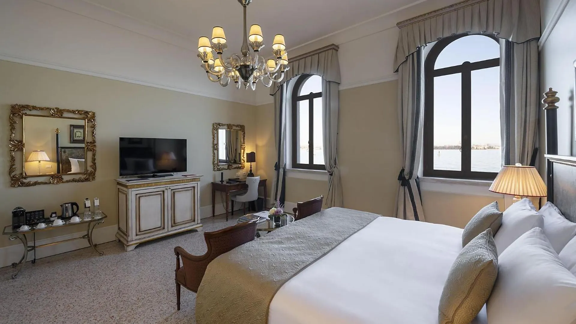 Hotel San Clemente Palace Kempinski Venice
